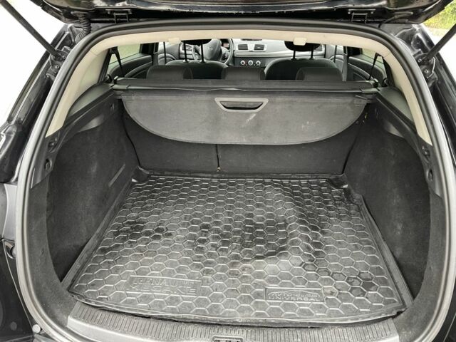 Черный Рено Меган, объемом двигателя 1.5 л и пробегом 260 тыс. км за 7700 $, фото 14 на Automoto.ua