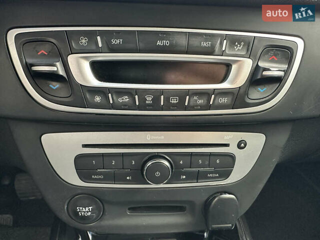 Чорний Рено Меган, об'ємом двигуна 1.5 л та пробігом 233 тис. км за 9850 $, фото 21 на Automoto.ua