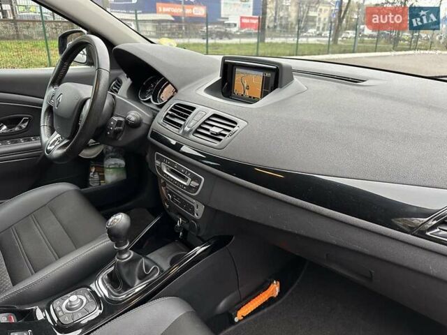 Чорний Рено Меган, об'ємом двигуна 1.5 л та пробігом 228 тис. км за 9500 $, фото 13 на Automoto.ua