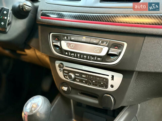 Чорний Рено Меган, об'ємом двигуна 1.5 л та пробігом 201 тис. км за 8700 $, фото 40 на Automoto.ua
