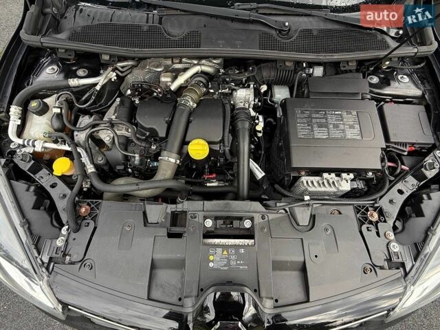 Черный Рено Меган, объемом двигателя 1.5 л и пробегом 215 тыс. км за 10600 $, фото 31 на Automoto.ua