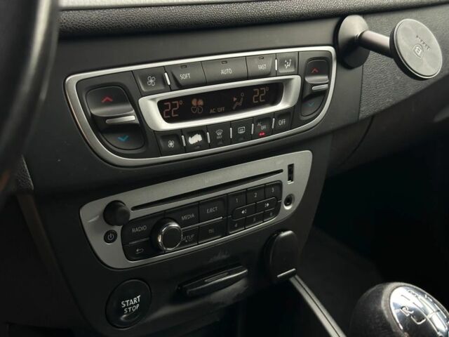 Чорний Рено Меган, об'ємом двигуна 1.5 л та пробігом 167 тис. км за 2300 $, фото 13 на Automoto.ua