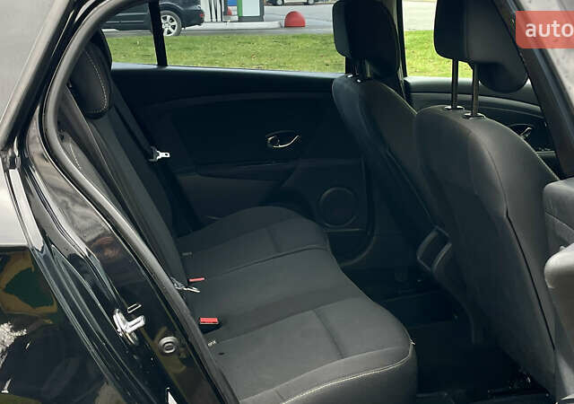 Черный Рено Меган, объемом двигателя 1.46 л и пробегом 318 тыс. км за 7500 $, фото 23 на Automoto.ua