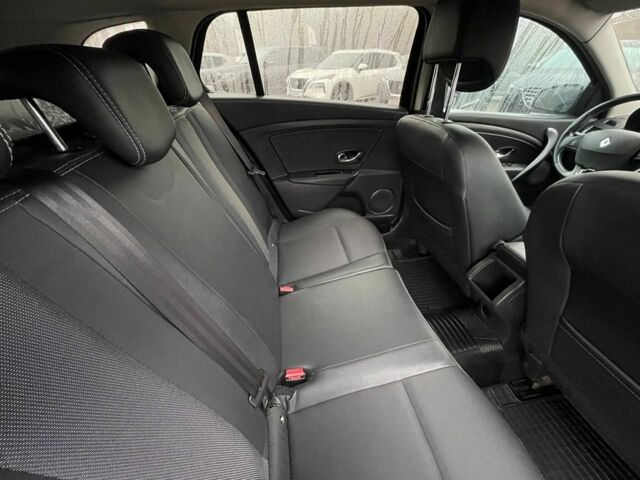 Черный Рено Меган, объемом двигателя 1.5 л и пробегом 263 тыс. км за 8999 $, фото 21 на Automoto.ua