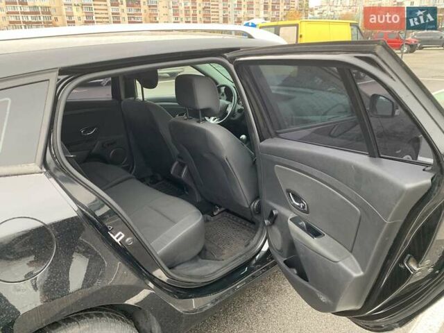 Черный Рено Меган, объемом двигателя 1.5 л и пробегом 290 тыс. км за 6900 $, фото 12 на Automoto.ua