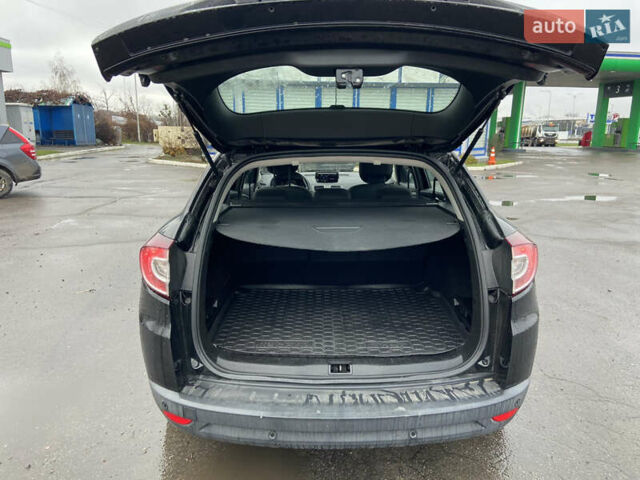 Черный Рено Меган, объемом двигателя 1.5 л и пробегом 220 тыс. км за 9400 $, фото 10 на Automoto.ua