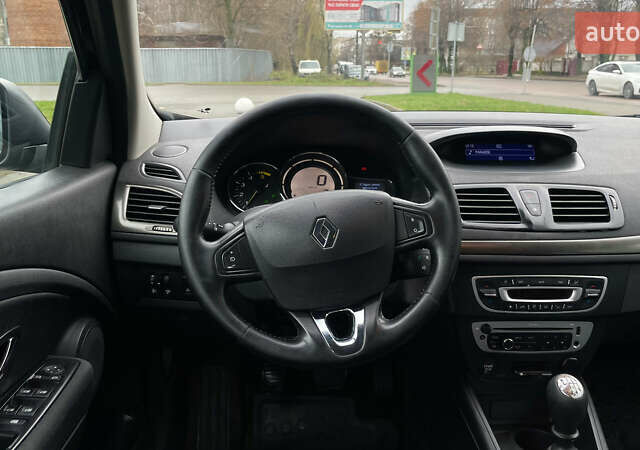 Черный Рено Меган, объемом двигателя 1.46 л и пробегом 318 тыс. км за 7500 $, фото 15 на Automoto.ua