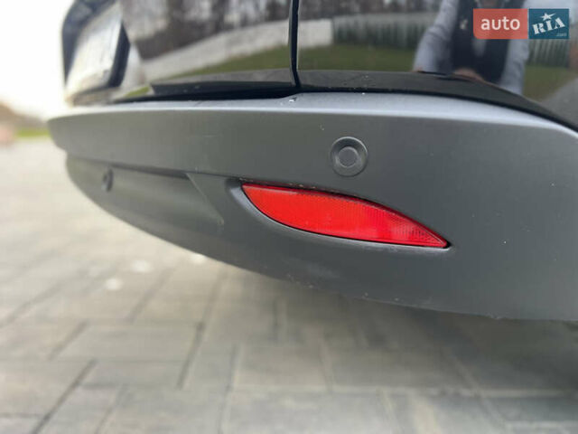 Черный Рено Меган, объемом двигателя 1.6 л и пробегом 221 тыс. км за 10900 $, фото 10 на Automoto.ua