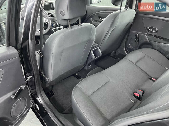 Чорний Рено Меган, об'ємом двигуна 1.6 л та пробігом 128 тис. км за 8900 $, фото 57 на Automoto.ua