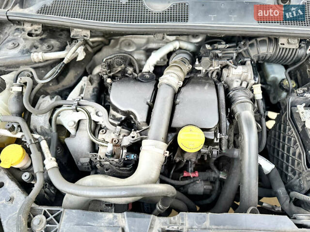 Чорний Рено Меган, об'ємом двигуна 1.5 л та пробігом 201 тис. км за 8700 $, фото 57 на Automoto.ua