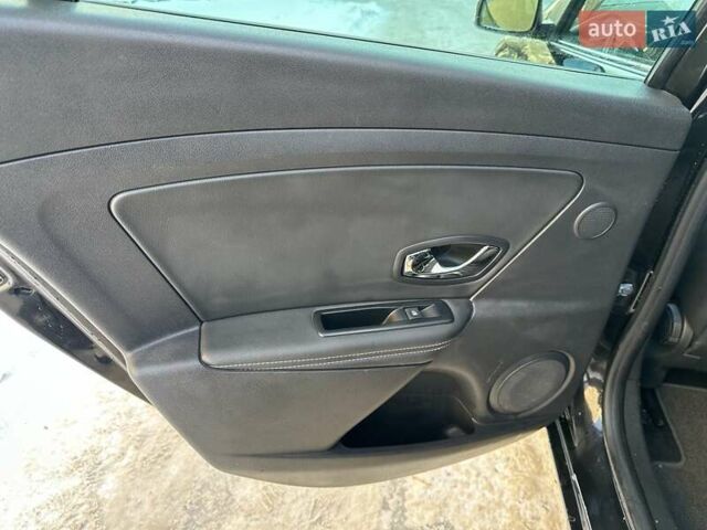Черный Рено Меган, объемом двигателя 1.5 л и пробегом 229 тыс. км за 9500 $, фото 13 на Automoto.ua