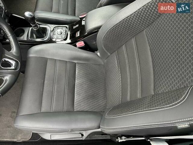Чорний Рено Меган, об'ємом двигуна 1.5 л та пробігом 228 тис. км за 9500 $, фото 29 на Automoto.ua