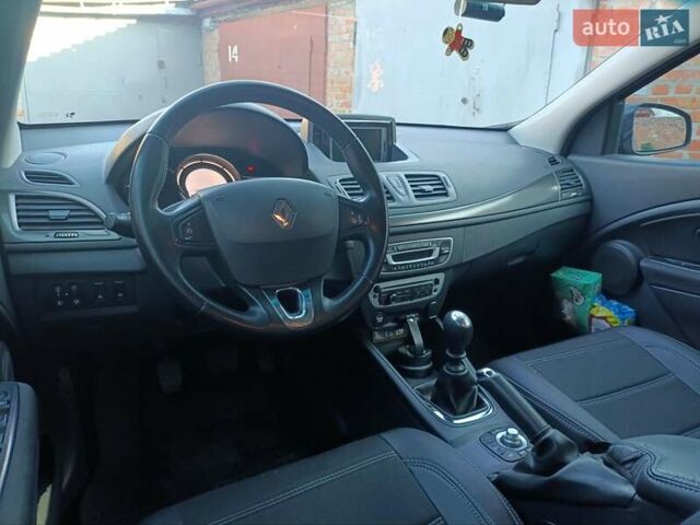 Черный Рено Меган, объемом двигателя 1.46 л и пробегом 230 тыс. км за 10000 $, фото 10 на Automoto.ua