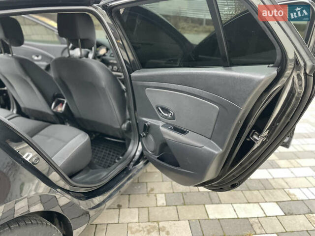 Черный Рено Меган, объемом двигателя 1.46 л и пробегом 284 тыс. км за 8100 $, фото 38 на Automoto.ua