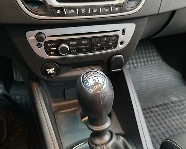 Чорний Рено Меган, об'ємом двигуна 1.5 л та пробігом 267 тис. км за 9100 $, фото 15 на Automoto.ua