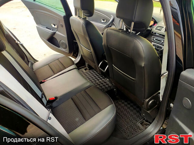 Черный Рено Меган, объемом двигателя 1.5 л и пробегом 250 тыс. км за 8700 $, фото 6 на Automoto.ua