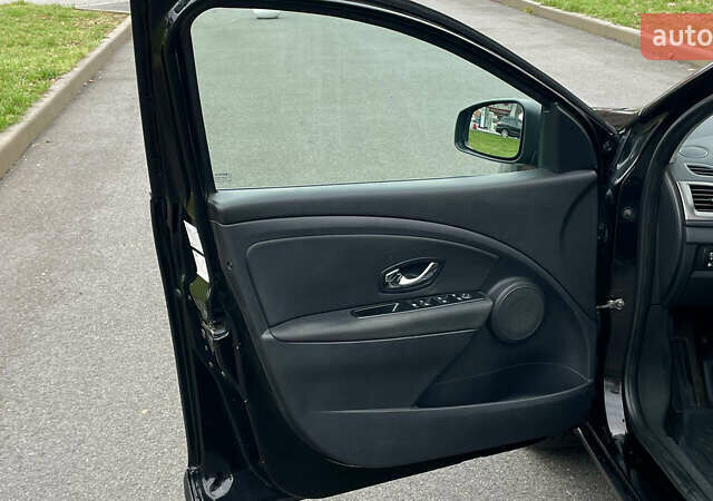 Черный Рено Меган, объемом двигателя 1.46 л и пробегом 318 тыс. км за 7500 $, фото 12 на Automoto.ua