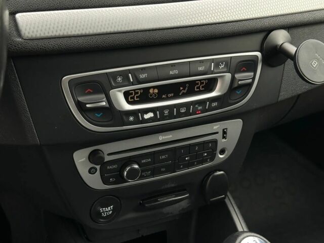 Чорний Рено Меган, об'ємом двигуна 1.5 л та пробігом 167 тис. км за 2300 $, фото 8 на Automoto.ua