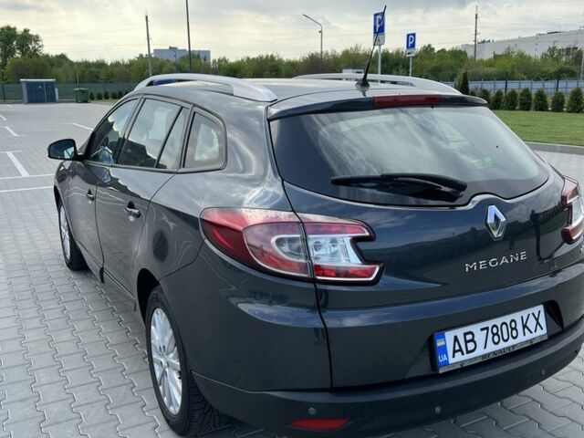 Черный Рено Меган, объемом двигателя 1.5 л и пробегом 280 тыс. км за 8800 $, фото 4 на Automoto.ua