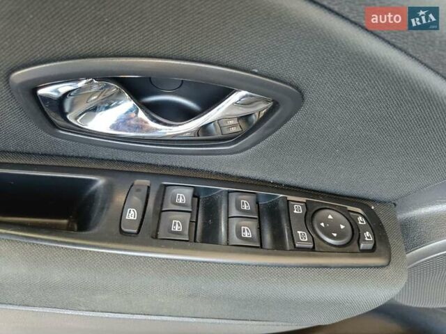 Рено Меган 2014 в Ровно на Automoto.ua Черный Рено Меган, объемом двигателя 1.5 л и пробегом 164 тыс. км за 9400 $, фото 20 на Automoto.ua