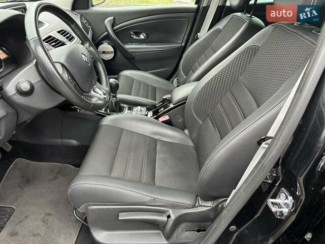 Чорний Рено Меган, об'ємом двигуна 1.5 л та пробігом 228 тис. км за 9500 $, фото 33 на Automoto.ua