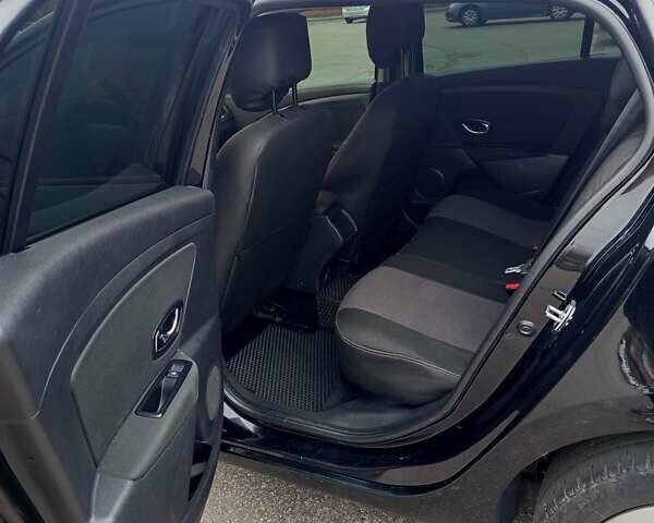 Чорний Рено Меган, об'ємом двигуна 1.46 л та пробігом 294 тис. км за 8000 $, фото 8 на Automoto.ua