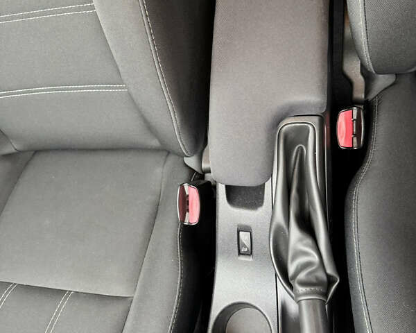 Черный Рено Меган, объемом двигателя 1.5 л и пробегом 101 тыс. км за 9499 $, фото 37 на Automoto.ua