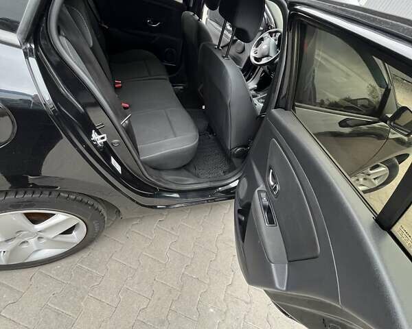 Чорний Рено Меган, об'ємом двигуна 1.46 л та пробігом 308 тис. км за 7500 $, фото 9 на Automoto.ua