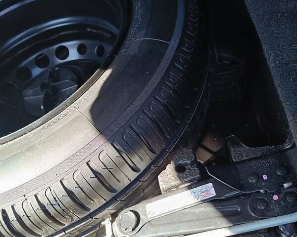 Рено Меган 2014 в Ровно на Automoto.ua Черный Рено Меган, объемом двигателя 1.5 л и пробегом 164 тыс. км за 9400 $, фото 27 на Automoto.ua