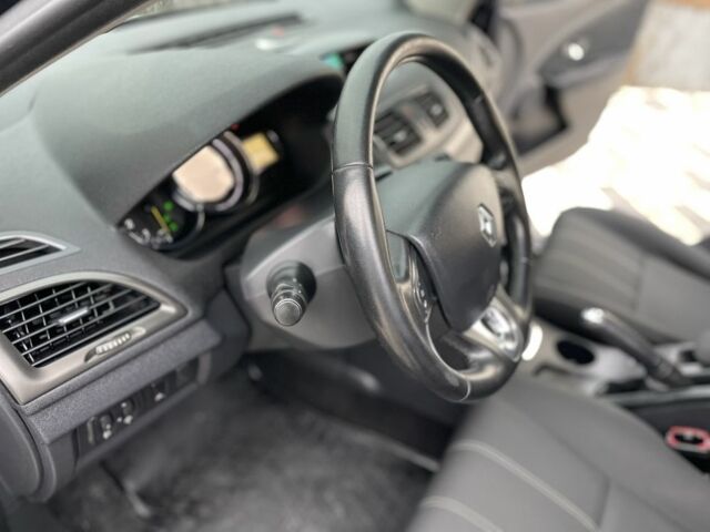 Черный Рено Меган, объемом двигателя 1.5 л и пробегом 294 тыс. км за 7999 $, фото 15 на Automoto.ua