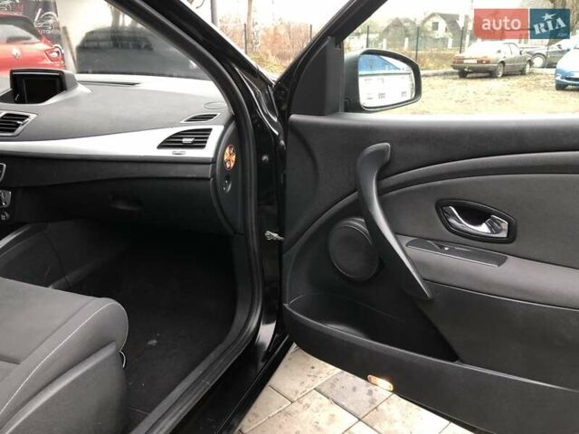 Черный Рено Меган, объемом двигателя 1.5 л и пробегом 185 тыс. км за 7600 $, фото 25 на Automoto.ua