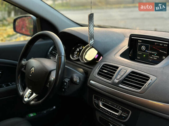 Черный Рено Меган, объемом двигателя 1.46 л и пробегом 286 тыс. км за 7600 $, фото 10 на Automoto.ua