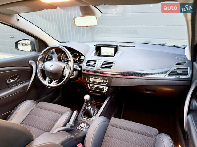 Чорний Рено Меган, об'ємом двигуна 1.5 л та пробігом 201 тис. км за 8700 $, фото 45 на Automoto.ua