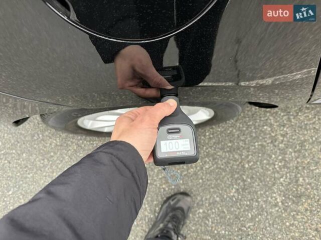 Черный Рено Меган, объемом двигателя 1.5 л и пробегом 205 тыс. км за 11150 $, фото 44 на Automoto.ua