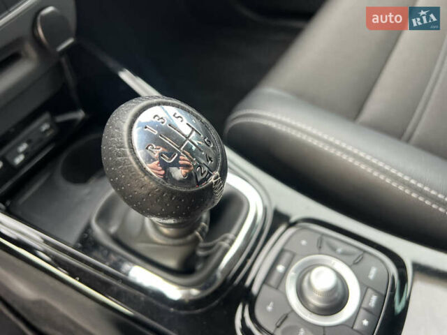 Черный Рено Меган, объемом двигателя 1.6 л и пробегом 221 тыс. км за 10900 $, фото 28 на Automoto.ua