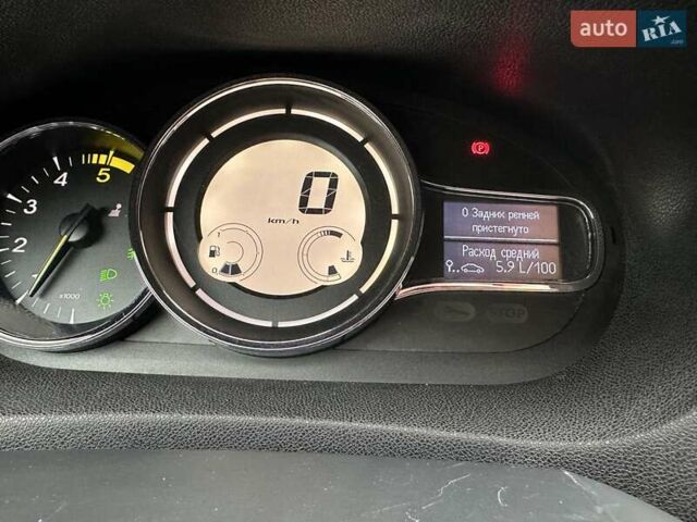 Чорний Рено Меган, об'ємом двигуна 1.5 л та пробігом 220 тис. км за 9600 $, фото 25 на Automoto.ua