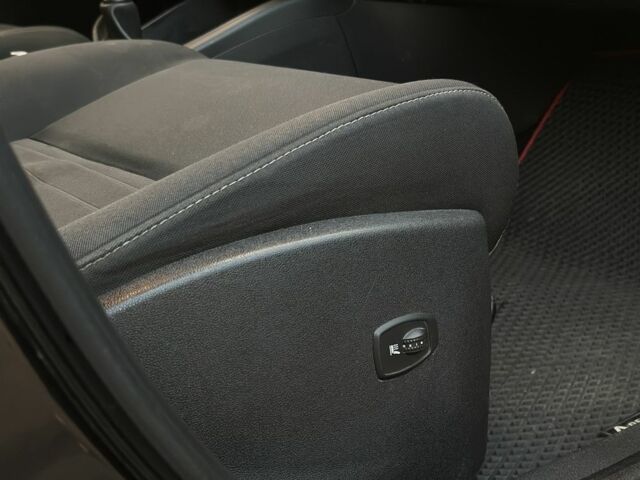 Черный Рено Меган, объемом двигателя 1.5 л и пробегом 200 тыс. км за 7600 $, фото 15 на Automoto.ua