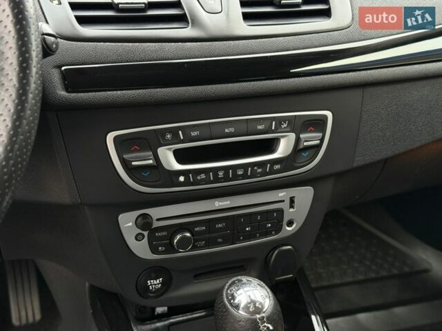 Чорний Рено Меган, об'ємом двигуна 1.5 л та пробігом 230 тис. км за 9550 $, фото 34 на Automoto.ua