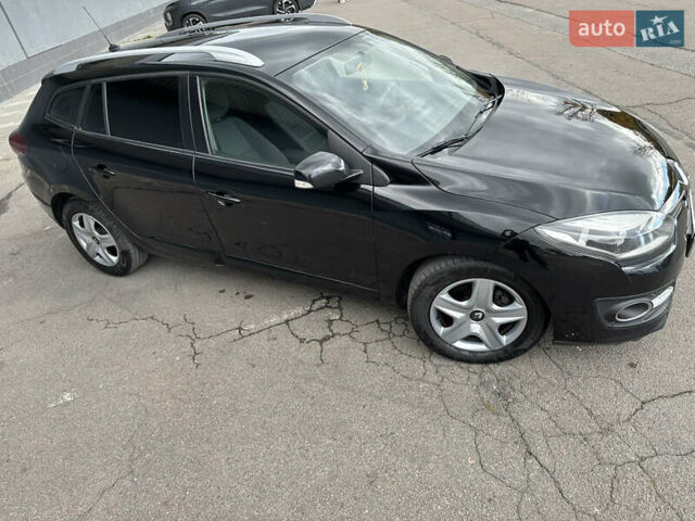 Черный Рено Меган, объемом двигателя 1.46 л и пробегом 260 тыс. км за 7700 $, фото 11 на Automoto.ua
