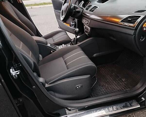 Чорний Рено Меган, об'ємом двигуна 1.5 л та пробігом 267 тис. км за 9100 $, фото 23 на Automoto.ua