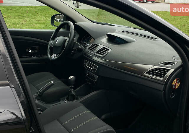 Черный Рено Меган, объемом двигателя 1.46 л и пробегом 318 тыс. км за 7500 $, фото 27 на Automoto.ua