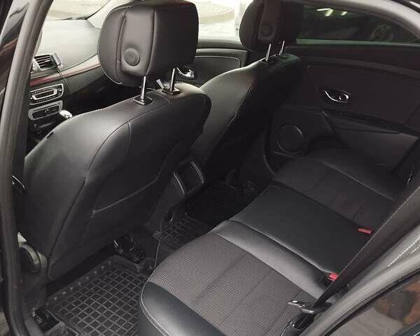 Черный Рено Меган, объемом двигателя 1.46 л и пробегом 260 тыс. км за 10000 $, фото 22 на Automoto.ua