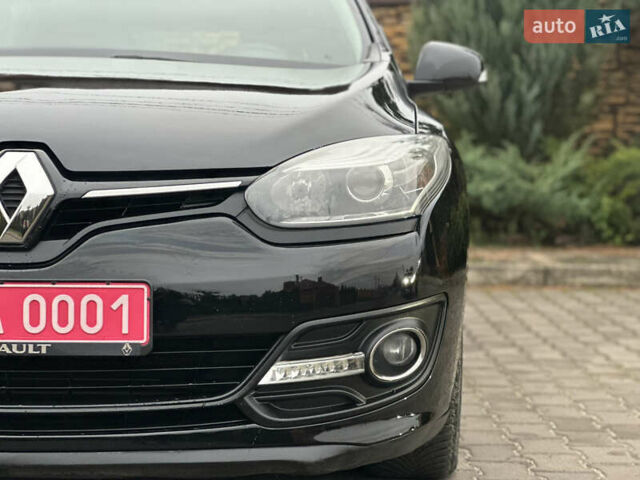 Черный Рено Меган, объемом двигателя 1.5 л и пробегом 258 тыс. км за 8650 $, фото 3 на Automoto.ua
