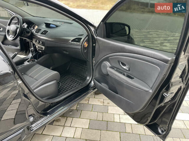 Черный Рено Меган, объемом двигателя 1.46 л и пробегом 284 тыс. км за 8100 $, фото 40 на Automoto.ua