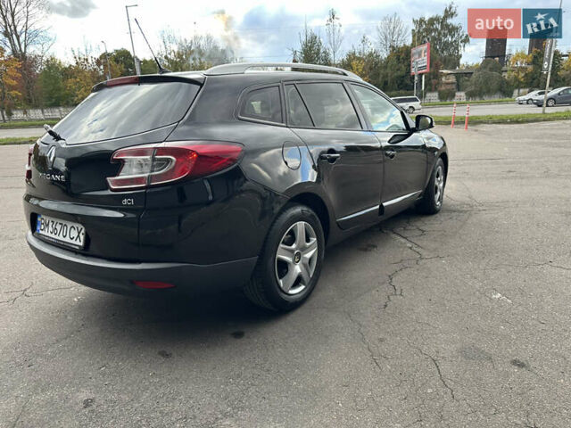 Черный Рено Меган, объемом двигателя 1.46 л и пробегом 260 тыс. км за 7550 $, фото 9 на Automoto.ua