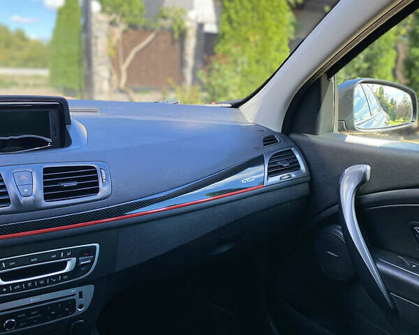 Рено Меган 2014 в Полтаве на Automoto.ua Черный Рено Меган, объемом двигателя 1.5 л и пробегом 229 тыс. км за 10740 $, фото 42 на Automoto.ua