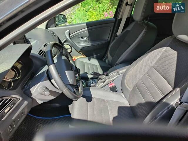 Черный Рено Меган, объемом двигателя 1.46 л и пробегом 232 тыс. км за 9200 $, фото 9 на Automoto.ua