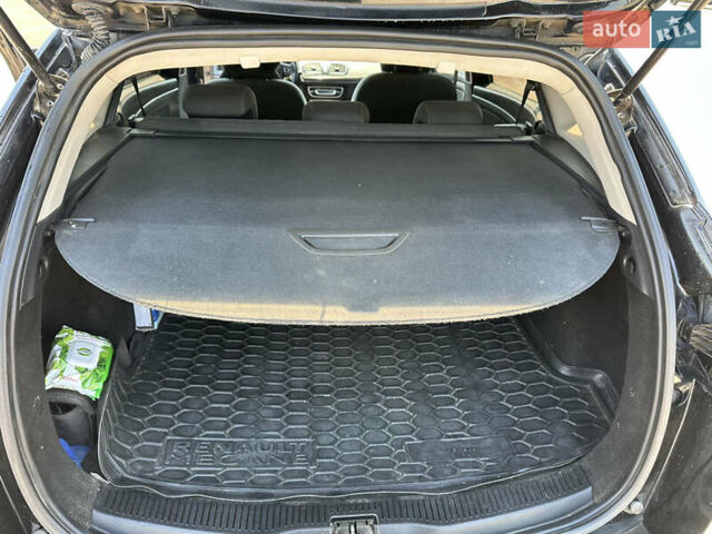 Чорний Рено Меган, об'ємом двигуна 1.46 л та пробігом 307 тис. км за 7950 $, фото 13 на Automoto.ua