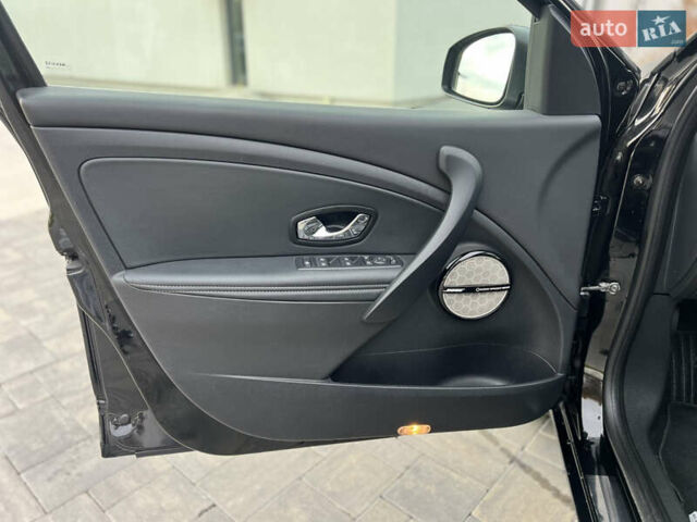 Черный Рено Меган, объемом двигателя 1.6 л и пробегом 221 тыс. км за 10900 $, фото 16 на Automoto.ua