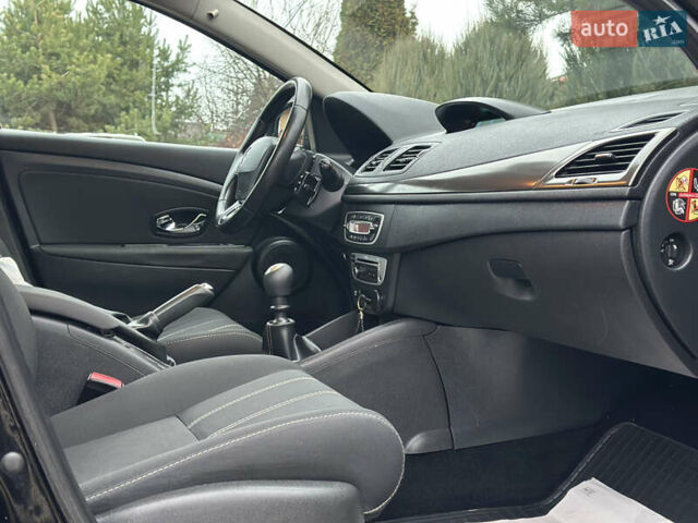 Черный Рено Меган, объемом двигателя 1.5 л и пробегом 258 тыс. км за 8650 $, фото 25 на Automoto.ua